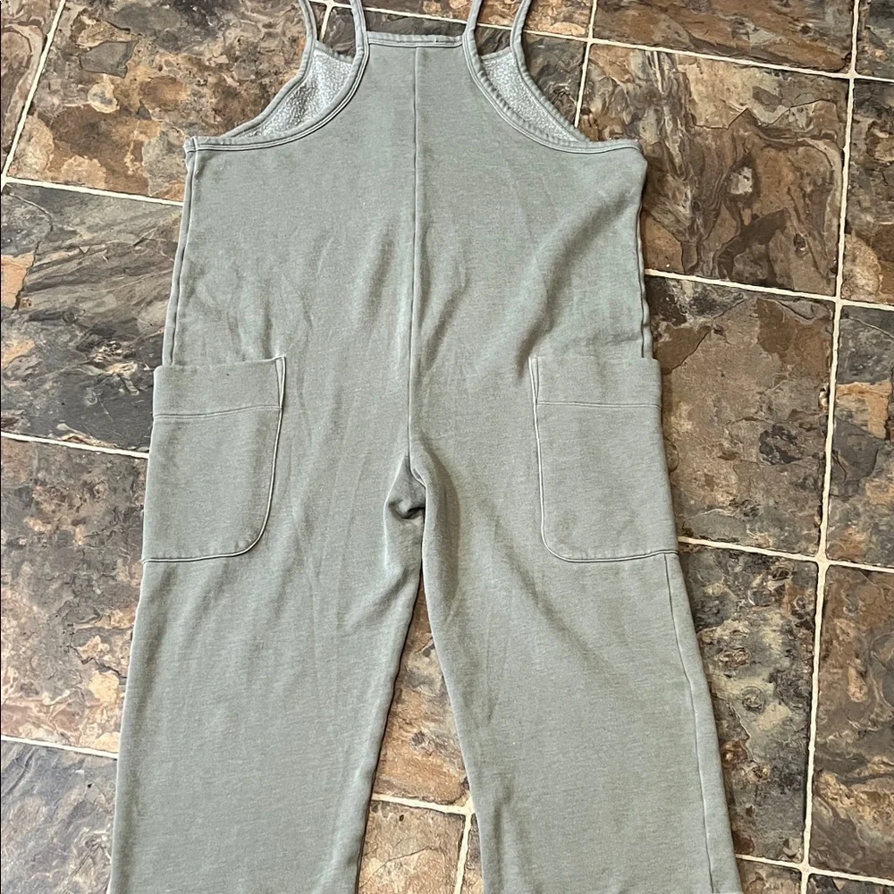 Colsie Olive Jumpsuit with Pockets - Picture 4 of 4